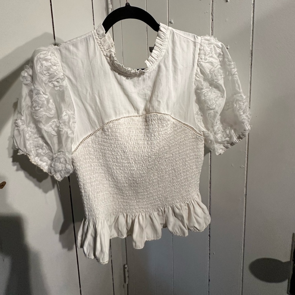 ANTHROPOLOGIE Elegant White Ruffled Sleeve smocked Women's Top